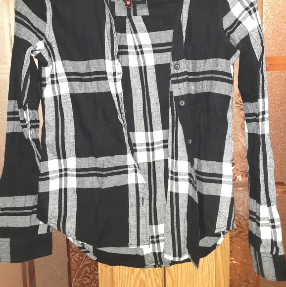 Flannel! - Picture 2 of 3